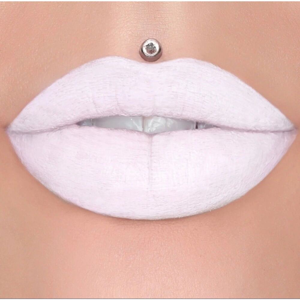 ** Rare**Jeffree Star Velvet Trap Lipstick "GOD'S GIFT"